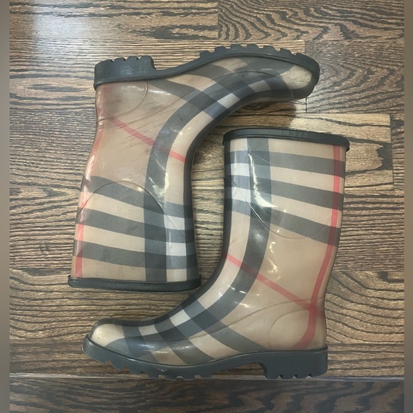 Burberry Nova Check Rain Boots - Picture 4 of 4